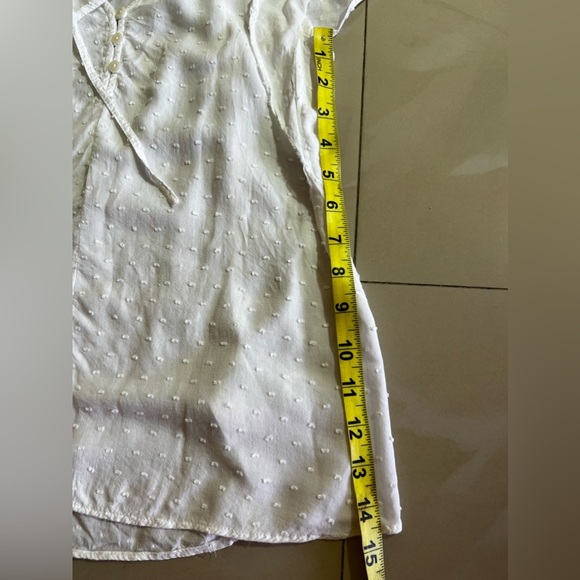 H&M | Flutter or butterfly Sleeve White Button Up Blouse | 3 buttons in from - Picture 8 of 12